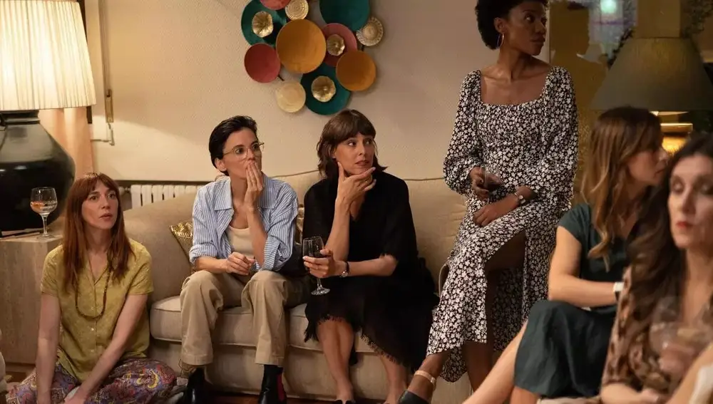 Escena de la serie 'La largas sombras'