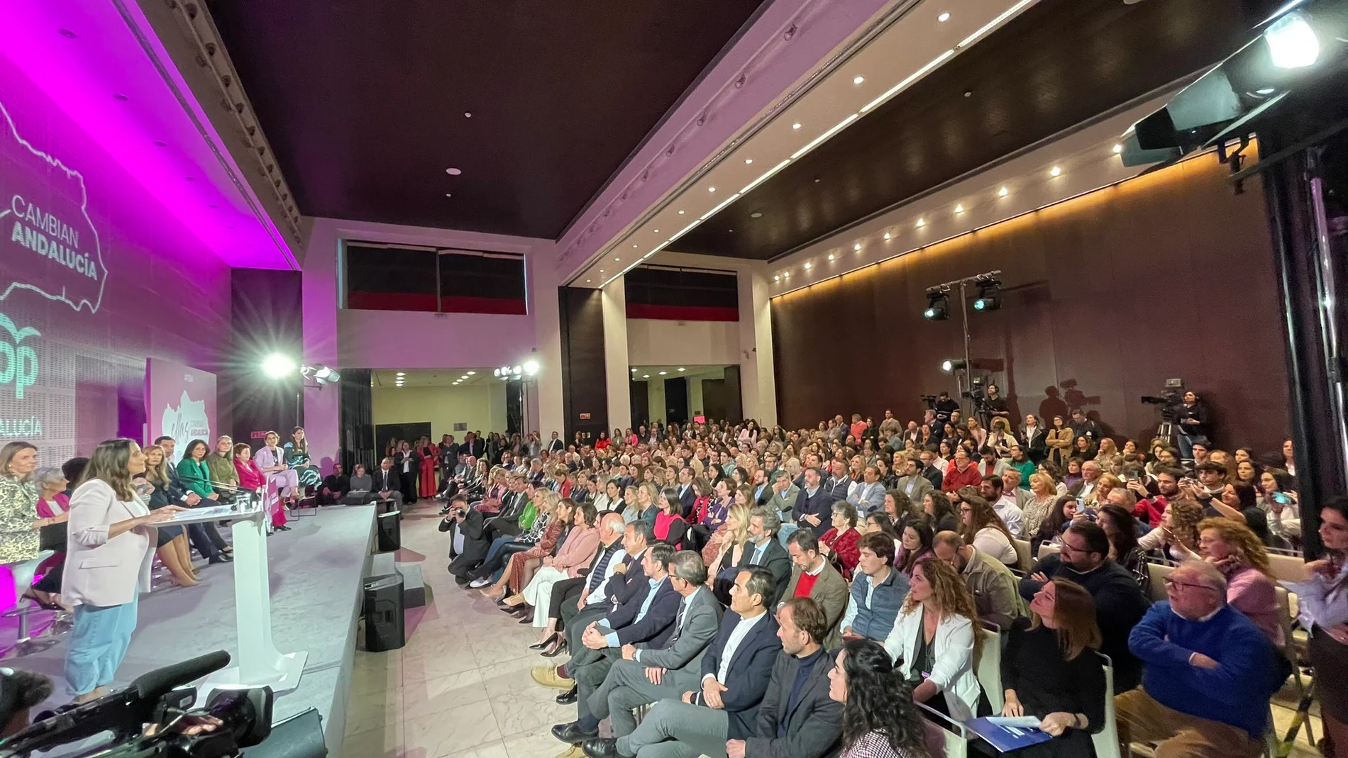 Moreno, sobre la campaña del PSOE por el 8M: «Dividir a la sociedad es lo peor»