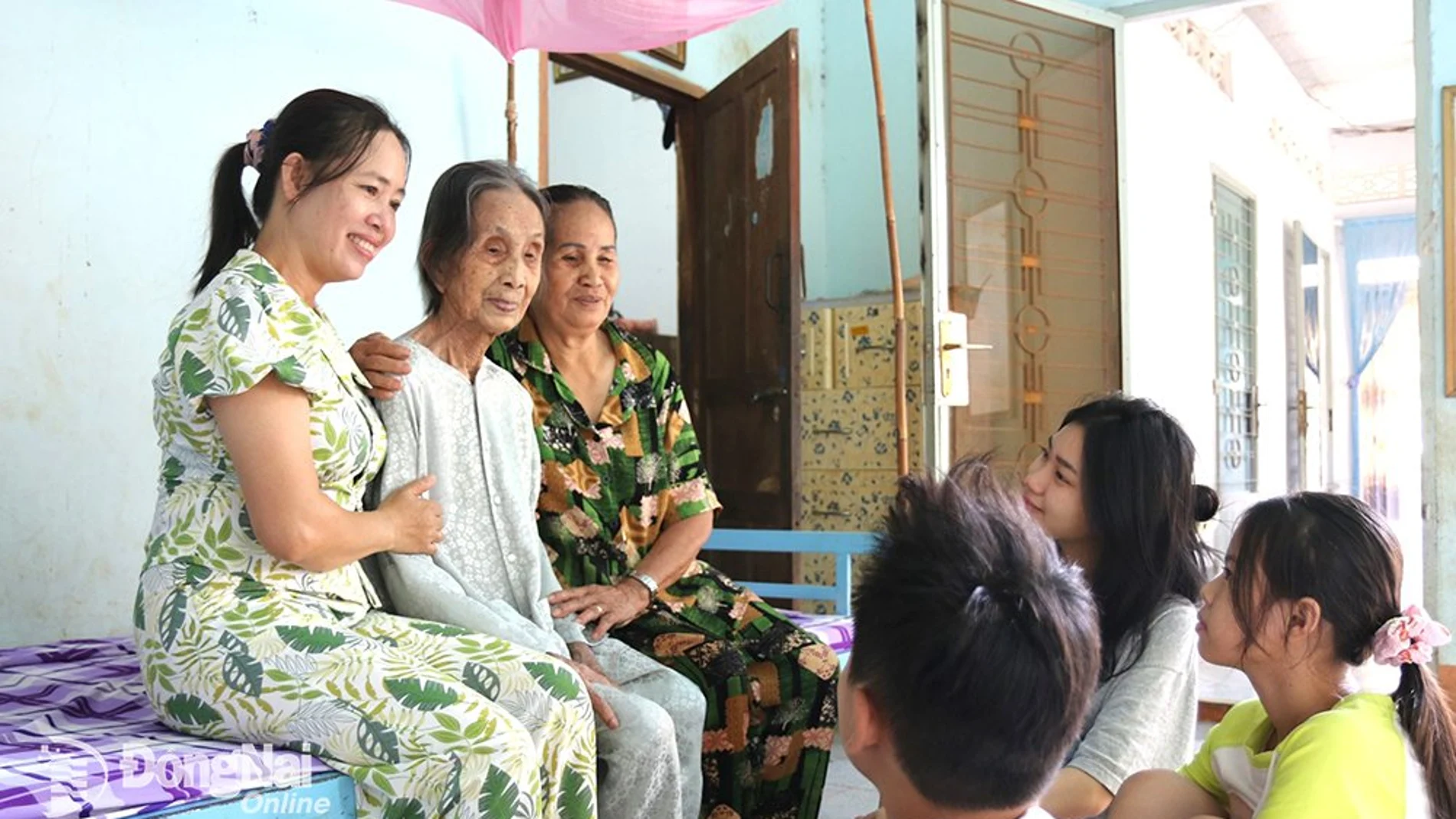 Una vietnamita quiere arrebatarle el puesto a una española como la mujer más vieja del mundo