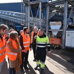 García-Gallardo visita la empresa Kronospan, en Salas de los Infantes (Burgos)