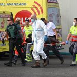 Localizan un cayuco con 68 inmigrantes, entre ellos cuatro fallecidos, en aguas próximas a El Hierro