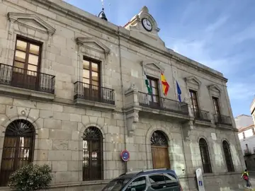 Córdoba.- El Ayuntamiento de Pozoblanco abona un millón de euros en nóminas y pagos de facturas a proveedores Fachada del Ayuntamiento de Pozoblanco. AYUNTAMIENTO DE POZOBLANCO 06/03/2024