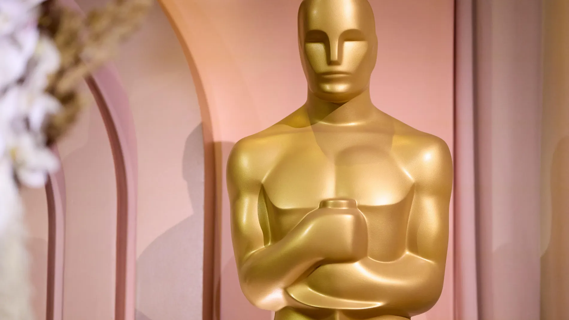 Los Angeles (United States), 05/03/2024.- Oscar decor is on display at the 96th Oscars Governors Ball Preview held at the Ray Dolby Ballroom in Los Angeles, California, USA, on 05 March 2024. The 96th Oscars will be held on 10 March 2024 recognizing the best in film. EFE/EPA/ALLISON DINNER
