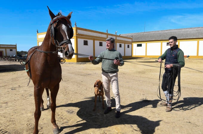 Cayetano Martínez de Irujo y su mano derecha, Álvaro Castro Cayetano Martínez de Irujo y su mano derecha, Álvaro Castro