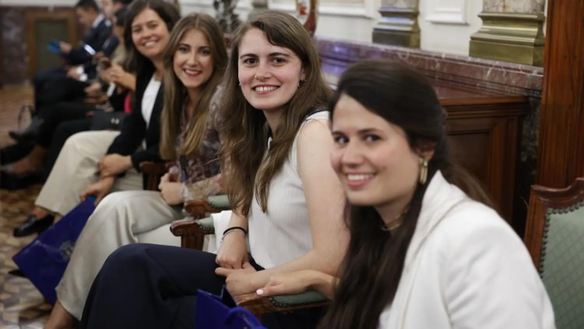 Alumnas de la 61 promoción de fiscales en la Fiscalía General del Estado