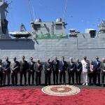 Foto de familia de la entrega de Navantia de la quinta corbeta a la Real Marina de Arabia Saudí la ciudad árabe de Jeddah. NAVANTIA
