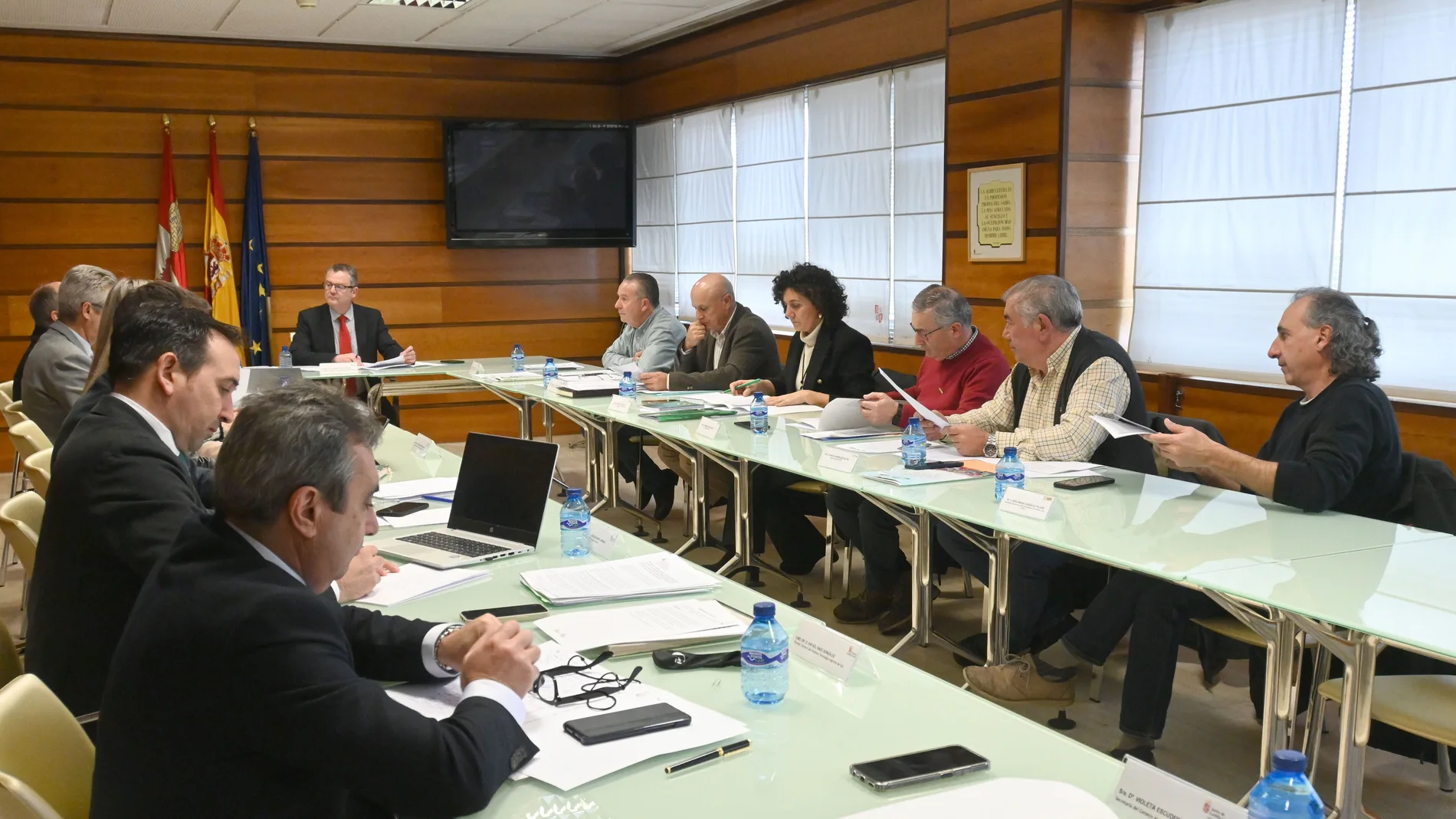 El consejero Gerardo Dueñas preside el Consejo Regional Agrario