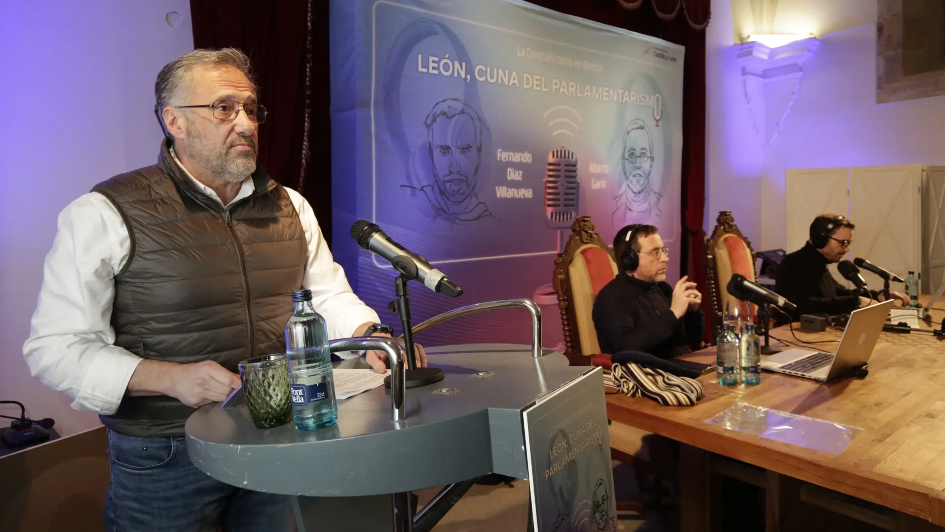 Carlos Pollán durante su intervención