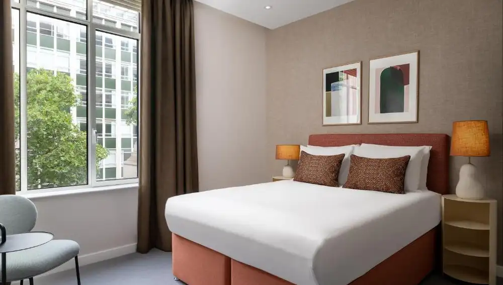 The Lincoln Suites