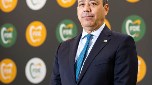 Dr. Óscar Castro