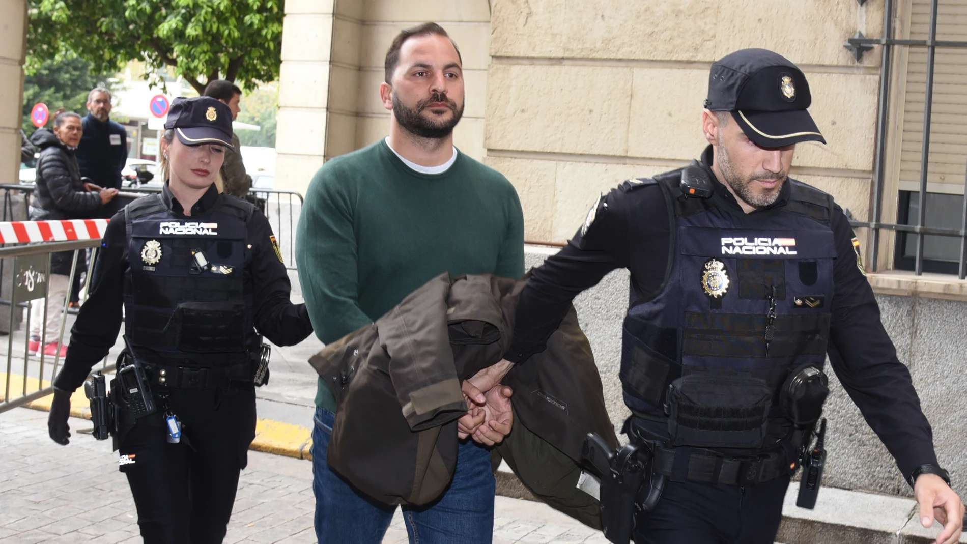 Antonio Tejado, a su llegada a declarar ante el juez