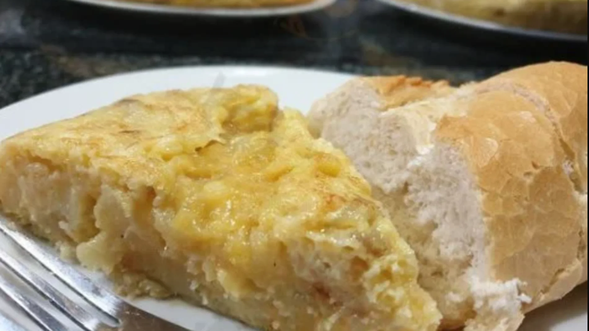 Porción de tortilla en el bar Yogui´s de Toledo