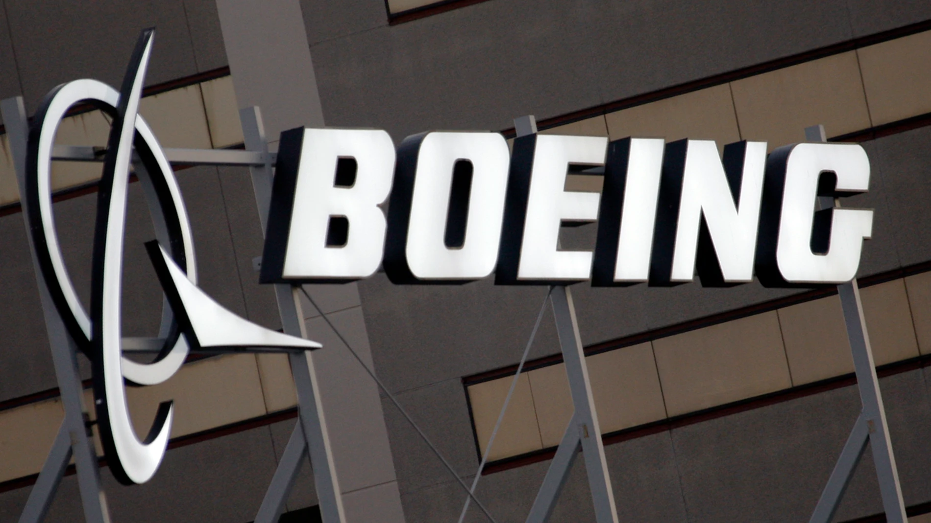 FILE - The Boeing logo is seen, Jan. 25, 2011, on the property in El Segundo, Calif. A Boeing 737-800 was found to have a missing panel after a United Airlines flight arrived at its destination in southern Oregon on Friday, March 15, 2024, airport officials said. (AP Photo/Reed Saxon, File)