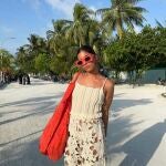 Sara Baceiredo con prendas de crochet perfectas para Semana Santa.