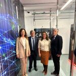 La consejera González Corral junto a Hilde Pérez, el rector Juan Francisco García Marín y Eduardo Diego
