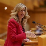 Yolanda Diaz en el Pleno del Senado. David Jar