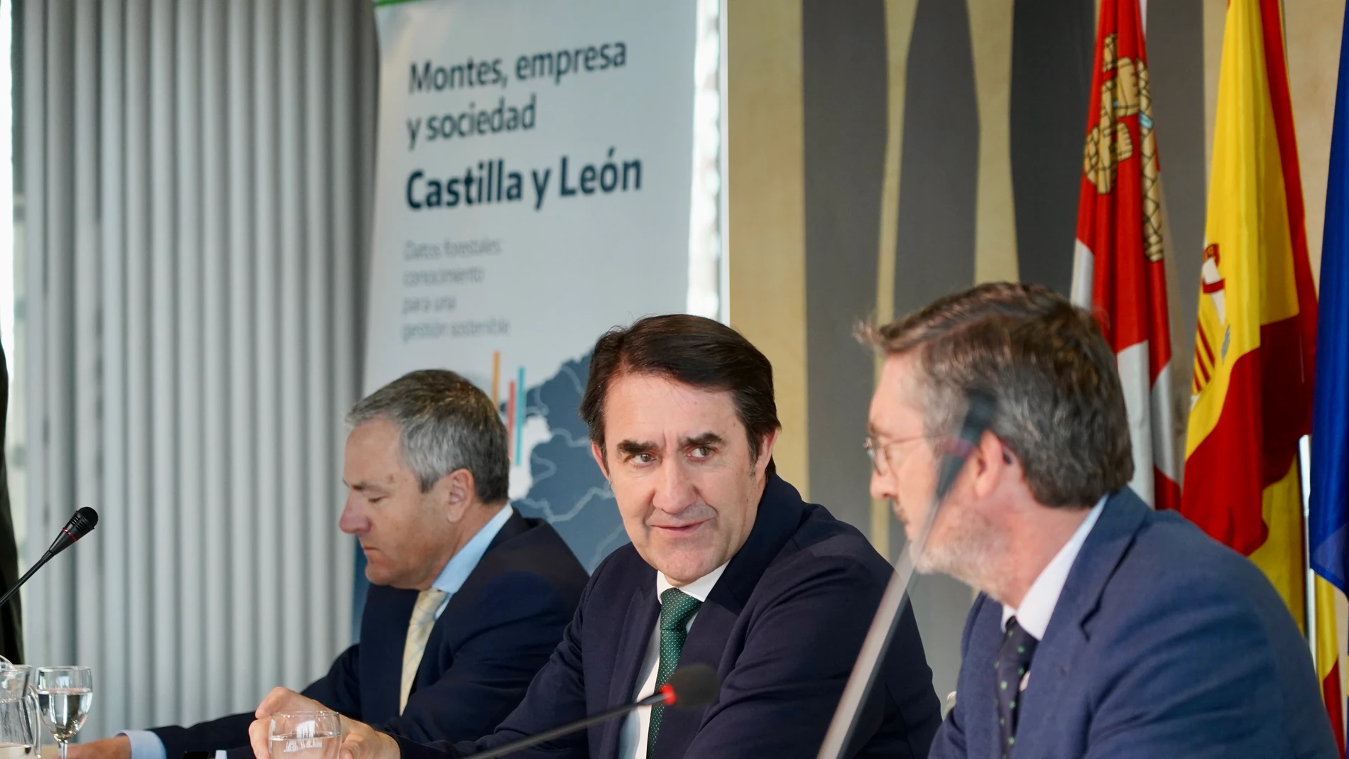Suñarez-Quiñones durante la presentación del portal de datos forestal