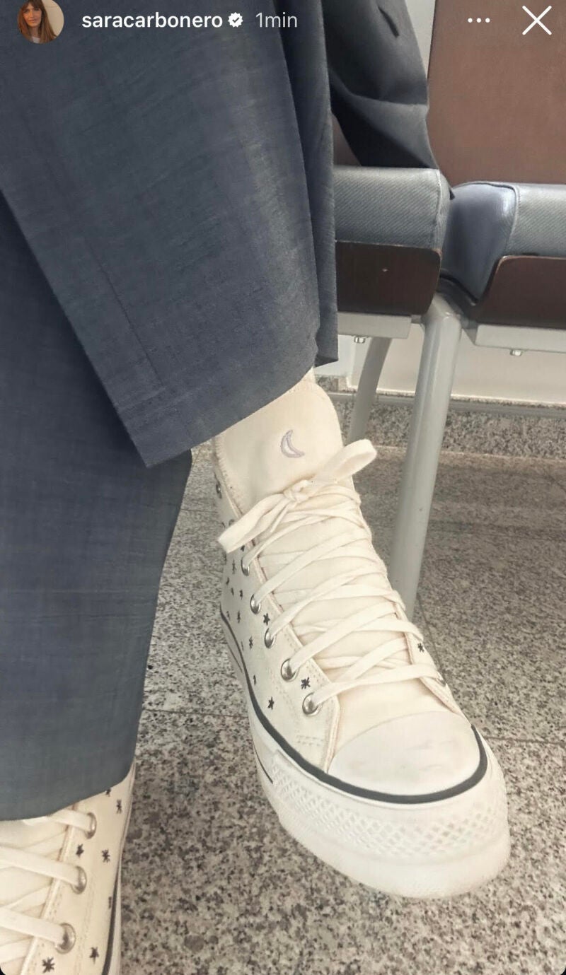 Las zapatillas de Sara Carbonero.