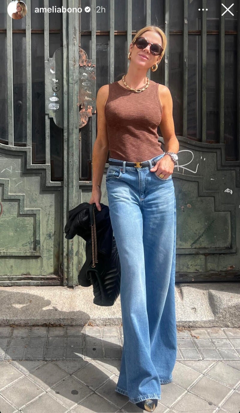 Amelia Bono con vaqueros de Zara.