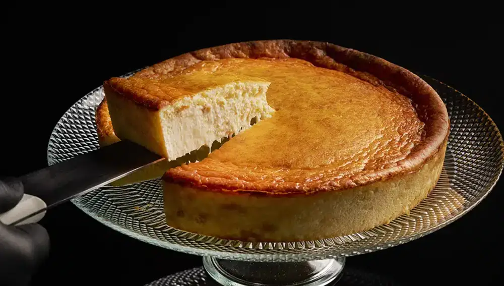 Esta es la mejor tarta de queso manchego de España, se hace en Ciudad Real y te llevan a casa