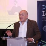 El alcalde de Valladolid, Jesús Julio Carnero, presenta el programa