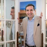 Roberto Corral gana el premio Edhasa con una biografía novelada de Gala Placidia