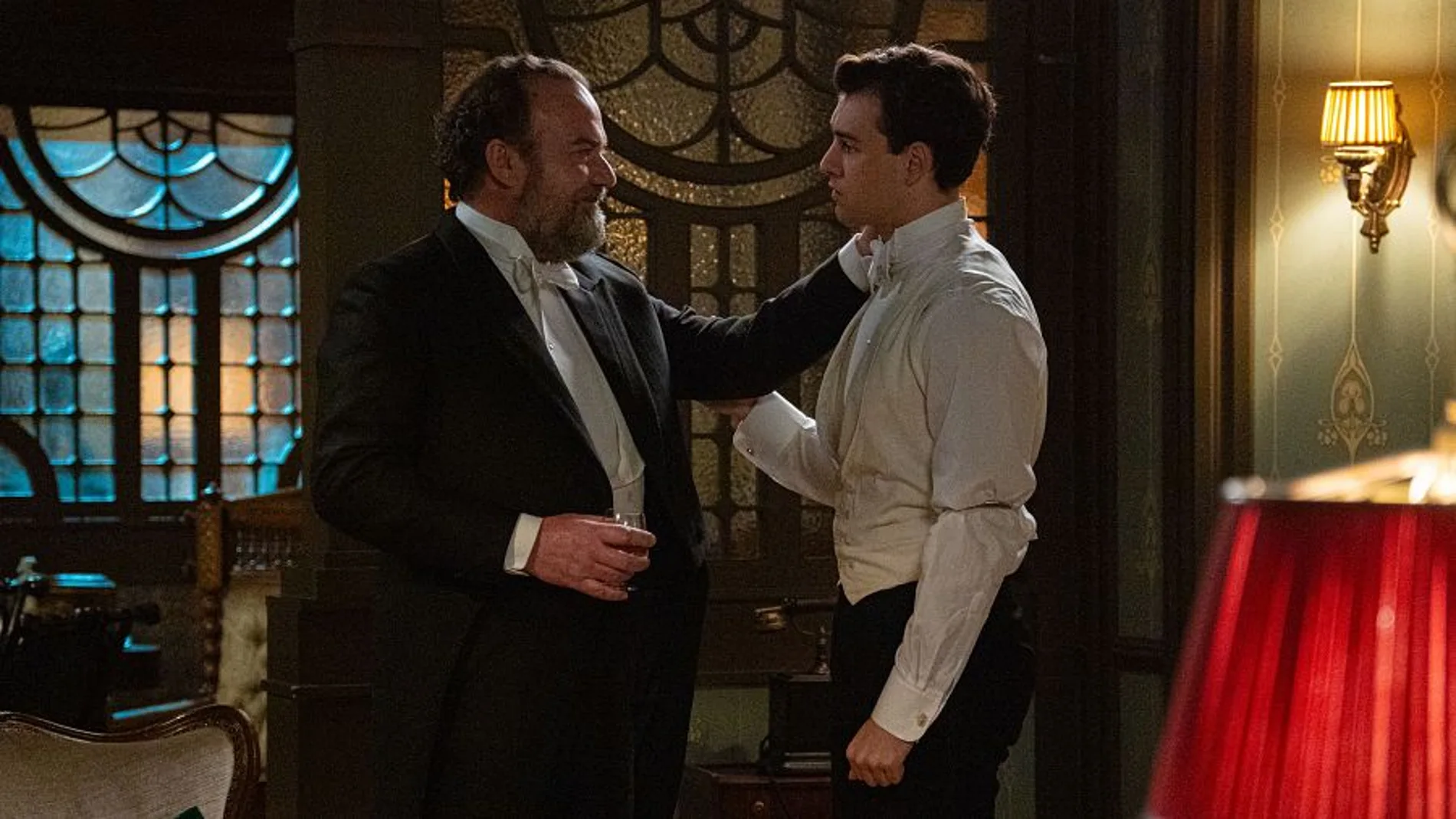 Alonso cuenta lo sucedido con Dolores y sus hijos, en el episodio de hoy de "La Promesa"