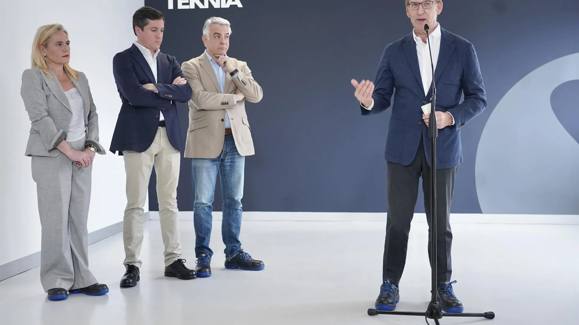 Economía.- Feijóo ve "inaudito y un disparate" el "enfrentamiento que provoca el Gobierno entre Iberdrola y Repsol