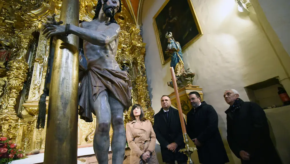 El presidente de la Diputación de Granada, Francis Rodríguez, en un acto cofrade