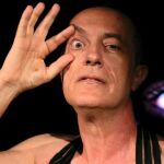 Chema Ruiz protagoniza esta particular historia de Teatro del Astillero