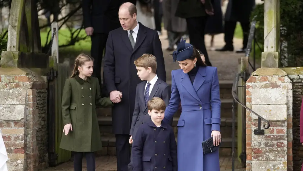 Britain's Kate, the Princess of Wales, from right, Prince Louis, Prince George, Prince William and Princess Charlotte leave after attending the Christmas day service at St Mary Magdalene Church in Sandringham in Norfolk, England