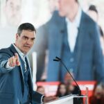 Pedro Sánchez inaugura el 14 Congreso del PSOE extremeño, que ratificará a Gallardo como secretario general