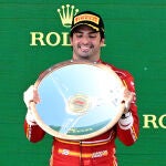 Sainz celebra su victoria en Albert Park