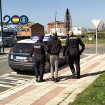 Detenido el autor del incendio de once contenedores y cuatro vehículos en León