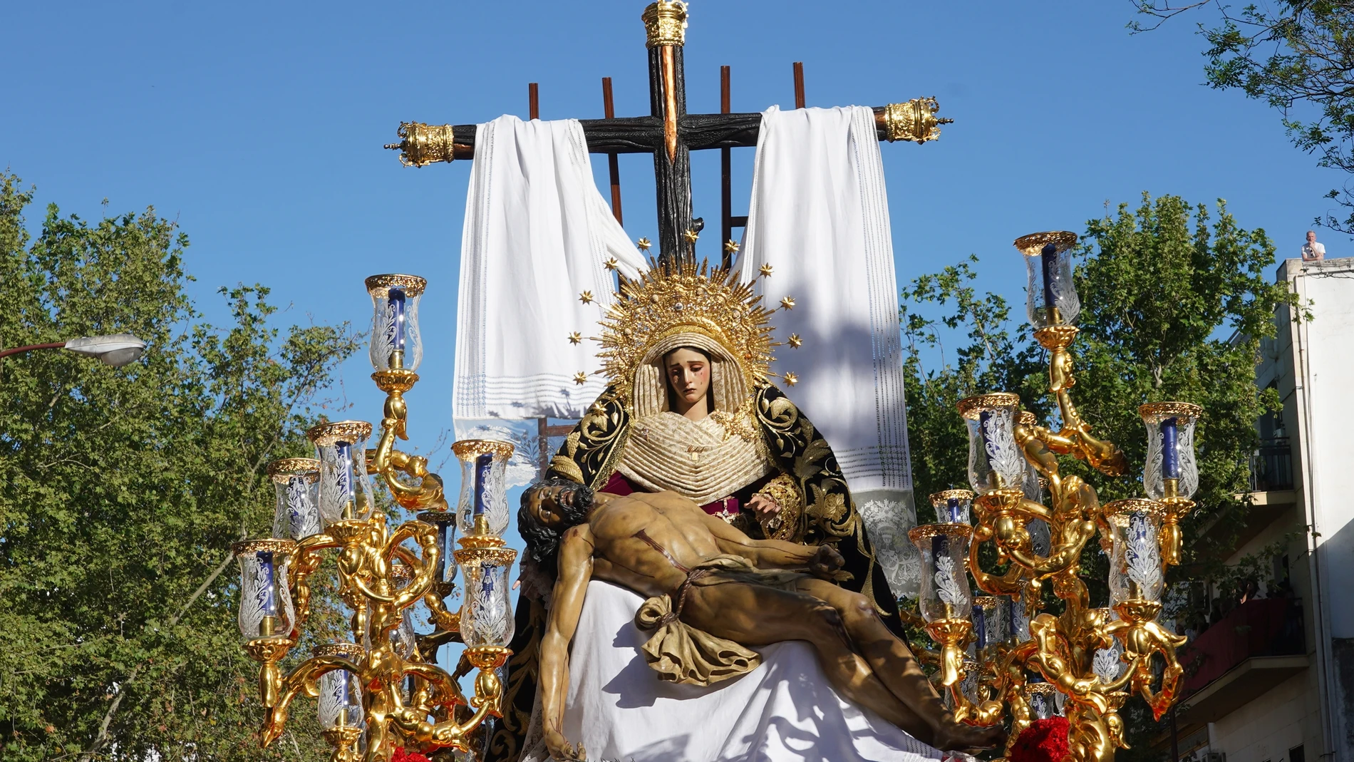 Paso de la Piedad de la hermandad del Baratillo