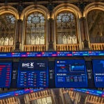 La Bolsa española cotiza casi plana tras la apertura al subir un leve 0,02 %