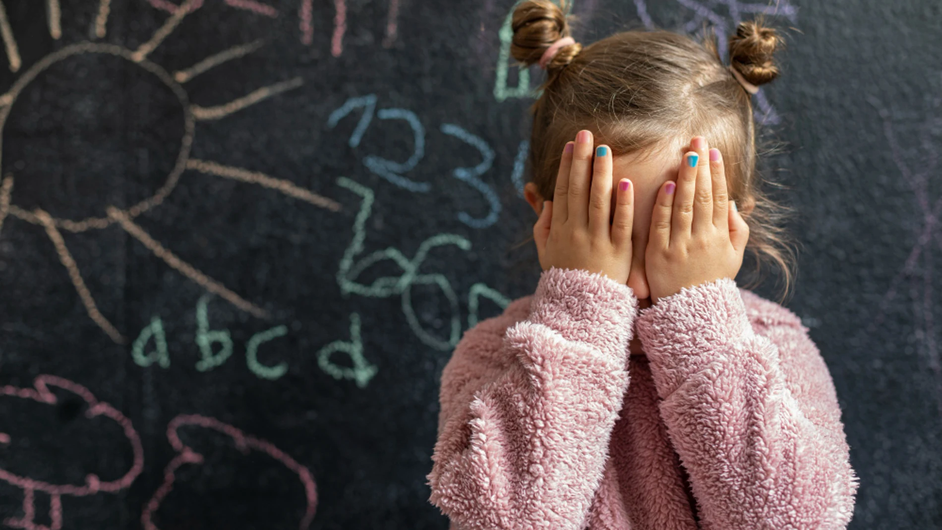TDAH síntomas ansiedad niña inteligencia pediatría
