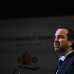 Economía/Finanzas.-El FROB pagará más de 500 euros la hora a 17 abogados para que le asesoren en procesos de resolución