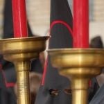 El Jueves Santo es un día de pena en el que la Archicofradía de la Preciosísima Sangre de Nuestro Señor Jesucristo saca a las calles de Murcia una procesión solemne, la de la Soledad