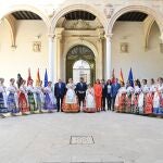 El presidente del Gobierno regional, Fernando López Miras, recibe en el Palacio de San Esteban a las Reinas de la Huerta 2024 y a sus damas de honor