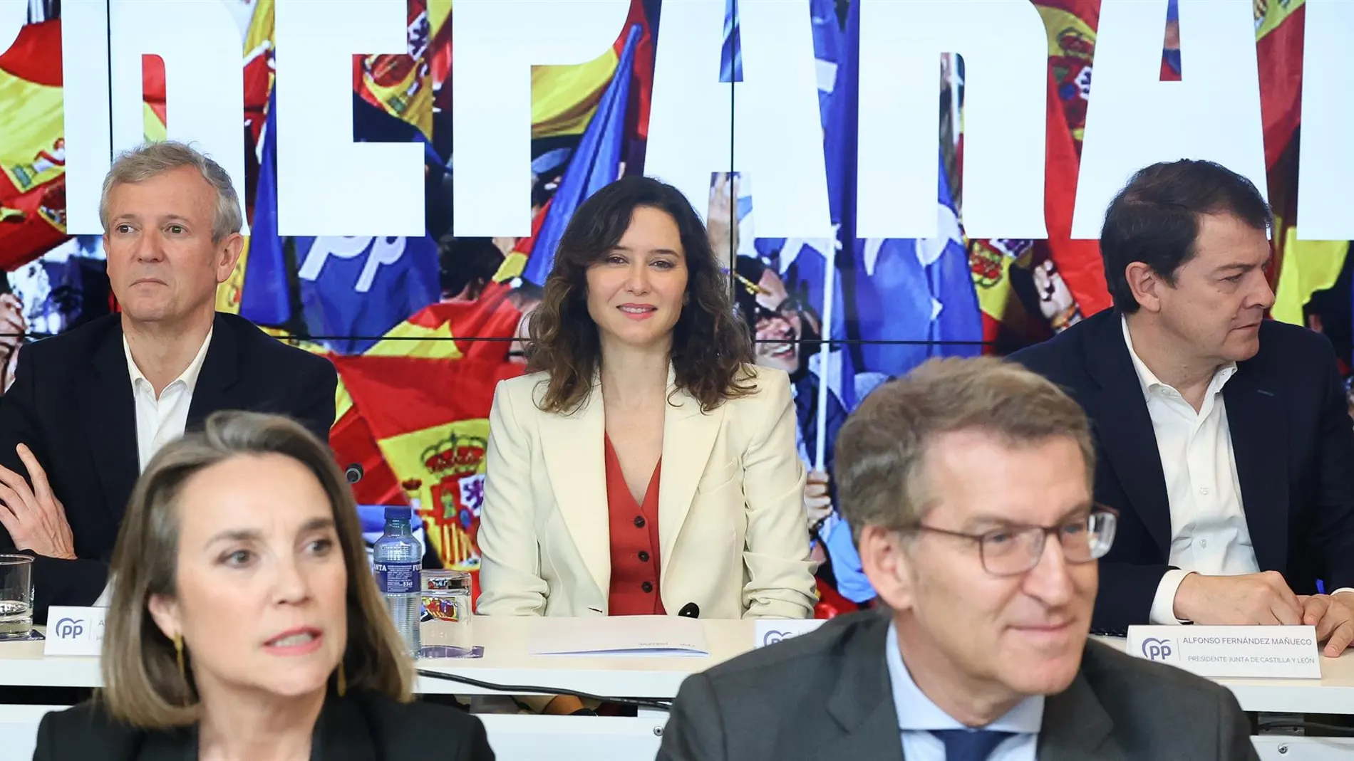 MADRID.-Ayuso, dispuesta a comparecer en la comisión de las mascarillas: "Que me llamen, que les voy a cantar lo más grande"