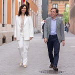 Almeida y Ayuso firman un convenio para el impulso de la transformación digital en la prestación de servicios a la ciudadanía