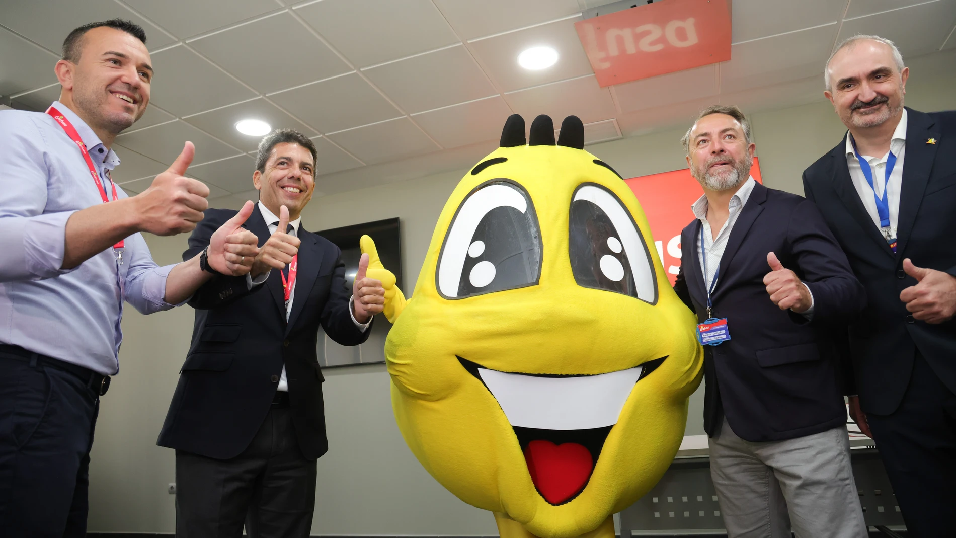 Mazón ha visitado la fábrica de Grefusa, en Alzira