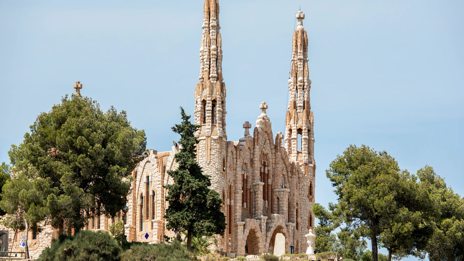 Santuario de Santa María Magdalena, conocido como "la pequesa Sagrada Familia"