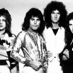 Queen, en una imagen promocional de 1975