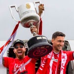 Llegada del Athletic a Bilbao con la Copa del Rey