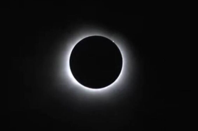 El eclipse solar total que podrás ver en España