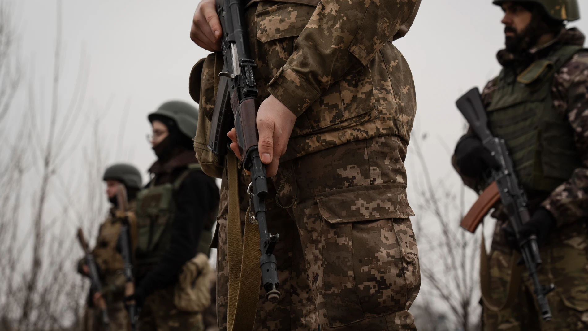 March 15, 2024, Kyiv, Ukraine: Trainees hold their rifle in a training organised by the third separate assault brigade in Kyiv region. Ukraine is facing a shortage of ammunition and military personnel. Aside from a tougher mobilisation law is under way, some brigades in the country have chosen a more encouraging approach to recruit people without previous military experience to join the army. The third separate assault brigade offers a 7-day free training course advertises to allow participan...