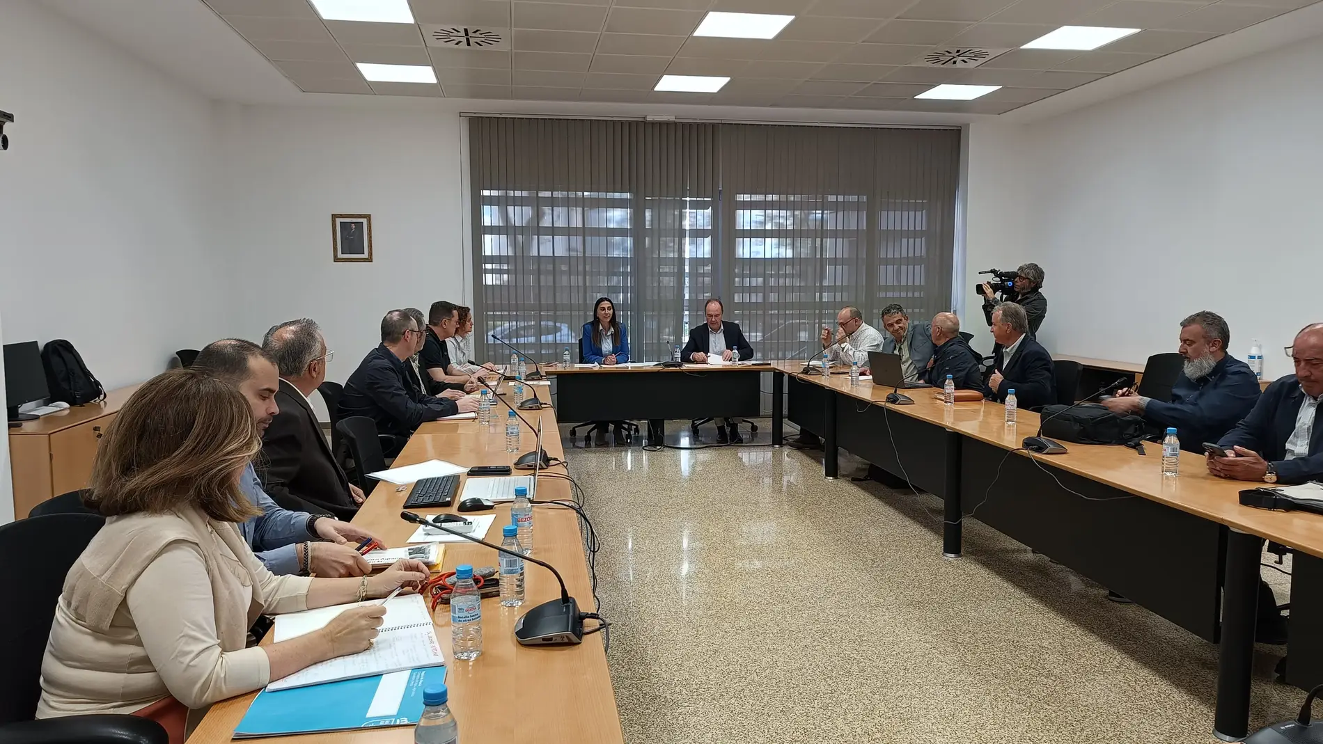 Imagen de la consejera Sara Rubira en la reunión de la Comisión Territorial de Seguros Agrarios de la Región.