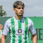 Ez Abde con el Betis